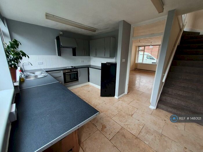 2 Bedroom Terraced House To Rent In Luton Court, Broadstairs, CT10