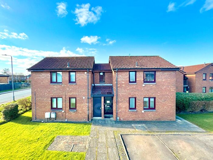 1 Bedroom Flat For Sale In Camps Crescent, Renfrew, PA4