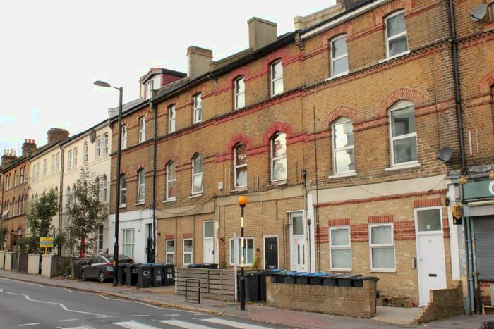 1 Bedroom Apartment To Rent In Penge Road, London, Greater London, SE25