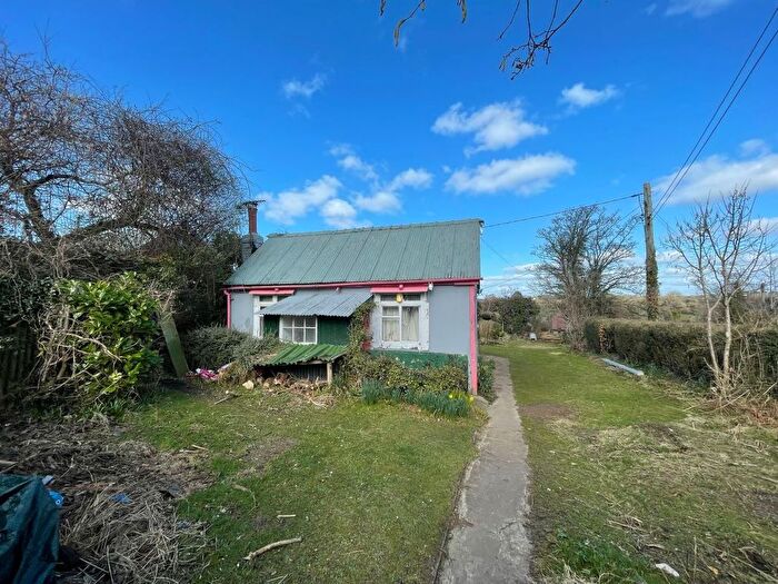 1 Bedroom Bungalow For Sale In Redcliffe, Sandy Lane, Parkmill, Swansea, SA3
