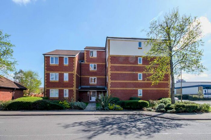 Studio To Rent In Ruston Road, Woolwich, London, SE18