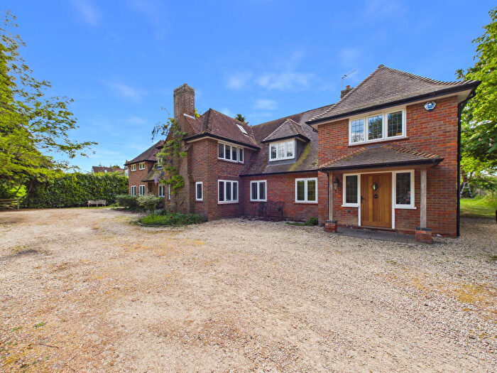 5 Bedroom Country House For Sale In Redfield House, Oddley Lane, Saunderton, Princes Risborough, Buckinghamshire, HP27