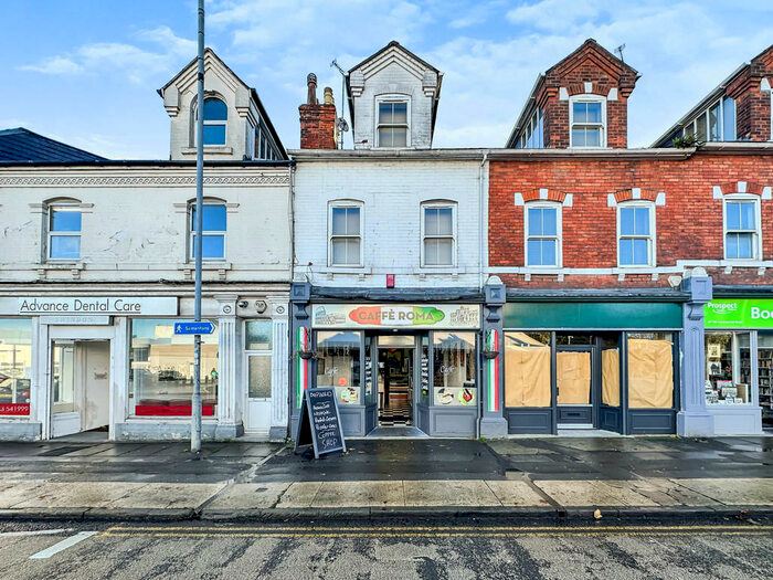 2 Bedroom Maisonette To Rent In Commercial Road, Town Centre, Swindon, SN1