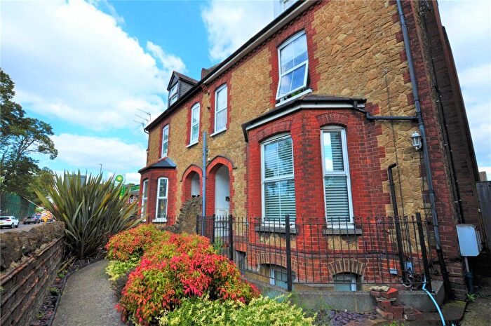 Apartment To Rent In Woodbridge Road, Guildford, Surrey, GU1