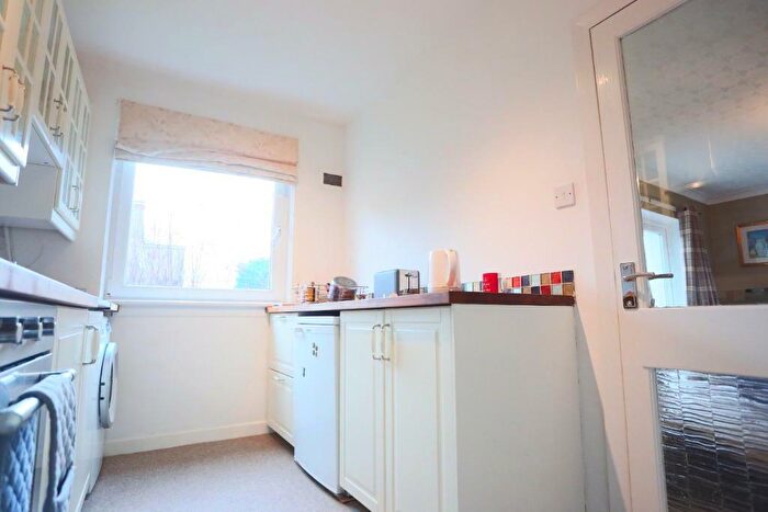 2 Bedroom Flat To Rent In Abercorn Court, Duddingston, Edinburgh, EH8