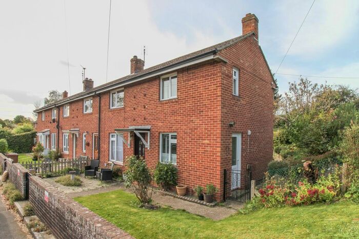 2 Bedroom End Of Terrace House For Sale In Longstock, Stockbridge, Hampshire SO20