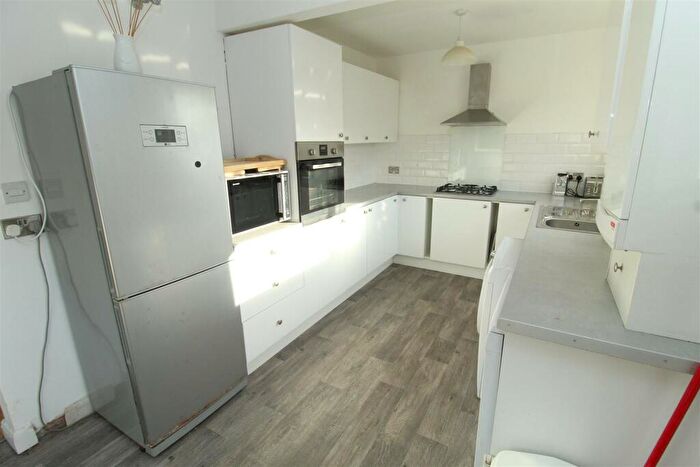 2 Bedroom Semi-Detached Bungalow For Sale In Beech Avenue, Melling, Liverpool, L31