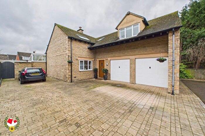 4 Bedroom Detached House For Sale In Rectory Close, Bondend Road, Upton St Leonards, Gloucester, GL4