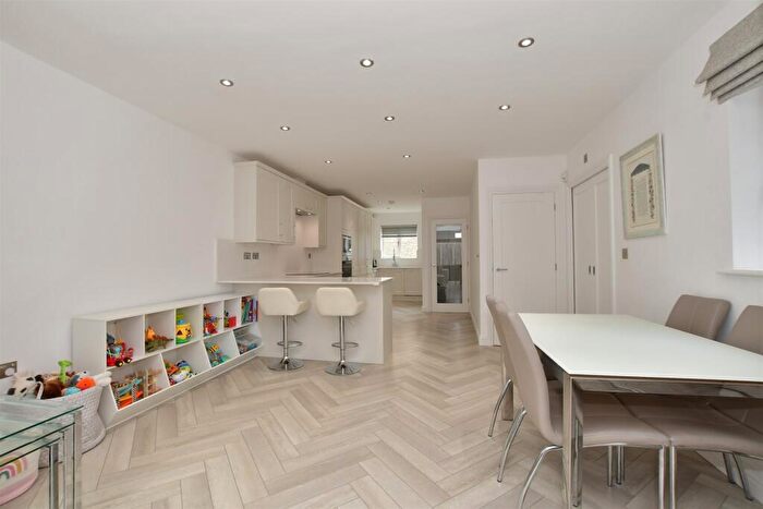 3 Bedroom End Of Terrace House For Sale In Bradfords Close, Buckhurst Hill, Essex, IG9