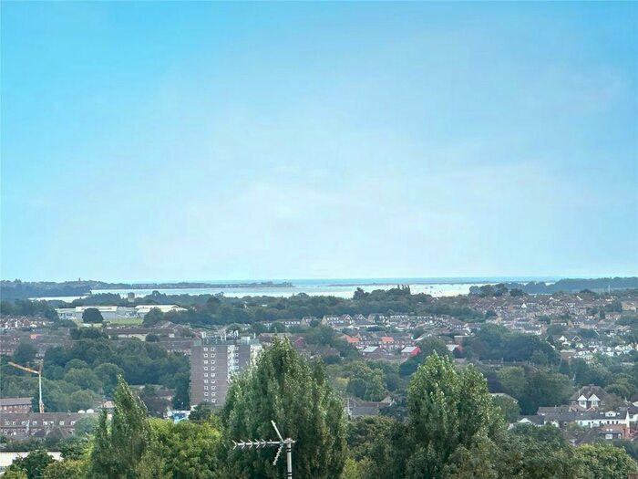 3 Bedroom Terraced House To Rent In Chancellors Way, Exeter, EX4