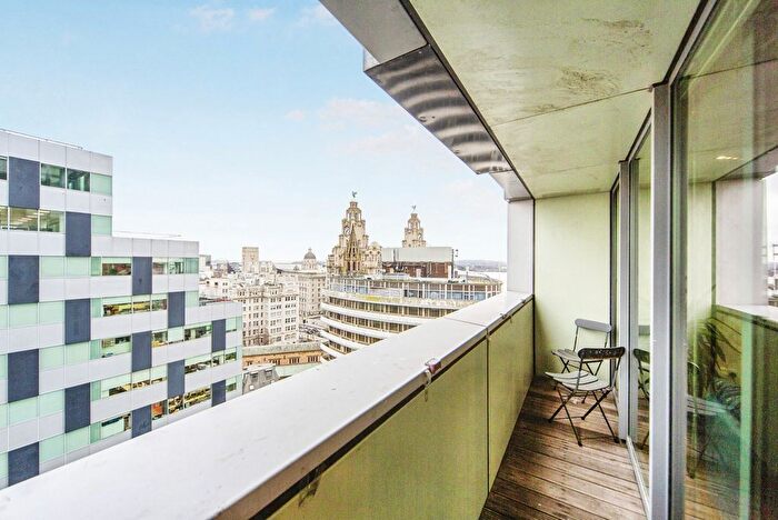 2 Bedroom Flat For Sale In Rumford Place, Liverpool, Merseyside, L3