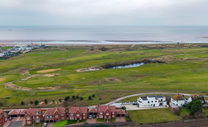 4 Bedroom Detached House For Sale In Folly Close, Blundellsands, Crosby, L23