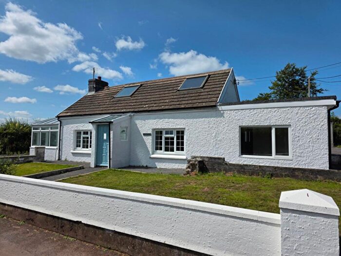 3 Bedroom Detached Bungalow For Sale In Cwmisfael, Llanddarog, Llanddarog, Carmarthen, SA32
