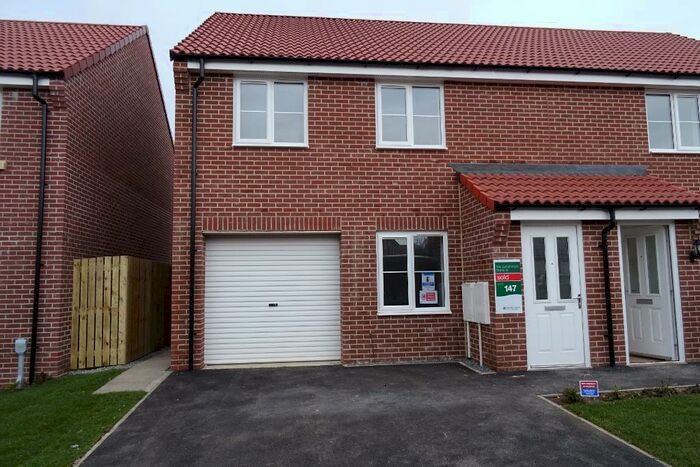 3 Bedroom Semi-Detached House To Rent In Taylor Avenue, Cottingham, HU16