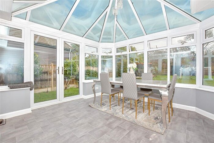 3 Bedroom Detached Bungalow For Sale In Ulcombe Road, Ulcombe, Maidstone, Kent, ME17