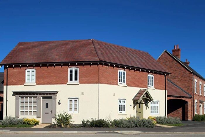 2 Bedroom Semi Detached House For Sale In Wainwright Road, Hugglescote, LE67