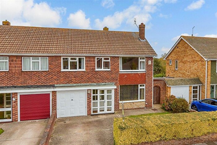 4 Bedroom Semi-Detached House For Sale In Summerfield Avenue, Whitstable, Kent, CT5