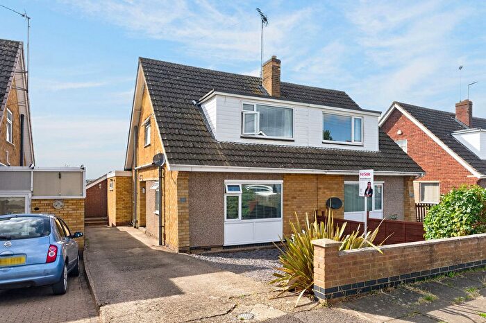 3 Bedroom Semi-Detached House For Sale In Orton Road, Barton Seagrave, NN15