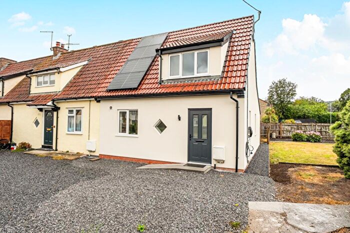 2 Bedroom Semi-Detached House For Sale In Annaly Road, Cheddar, BS27