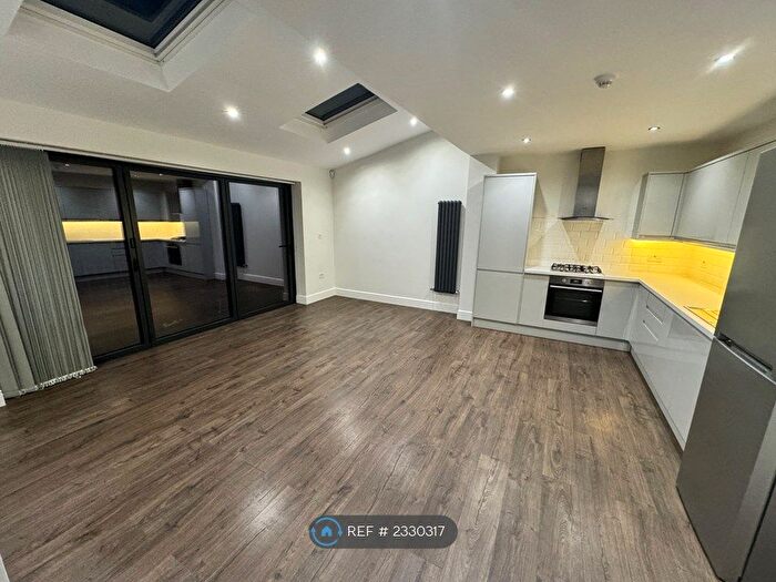 2 Bedroom End Of Terrace House To Rent In Tallis Grove, London, SE7