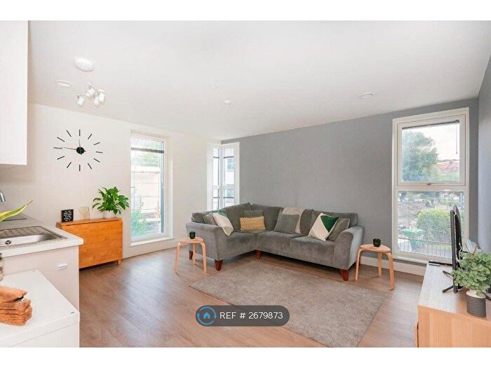 1 Bedroom Flat To Rent In Stokes Croft, Bristol, BS2