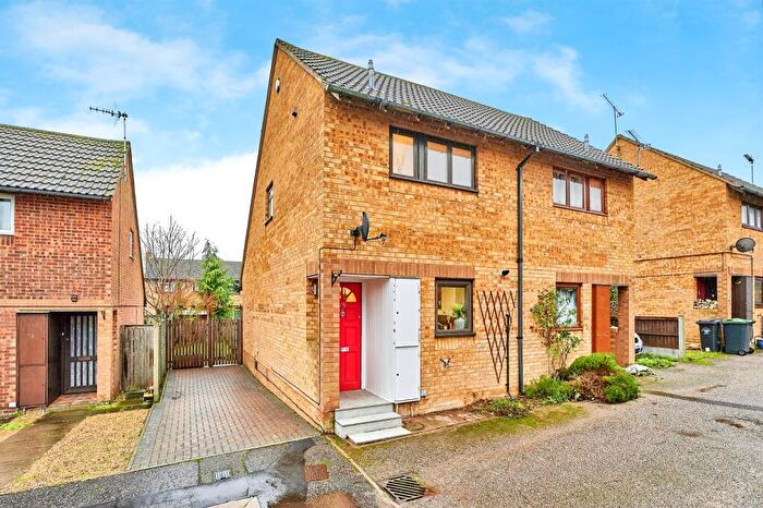 2 Bedroom Semi Detached House For Sale In Loompits Way, Saffron Walden, CB11