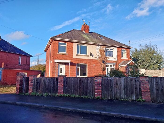 3 Bedroom Semi-Detached House To Rent In Church Lane Avenue, Outwood, Wakefield, WF1