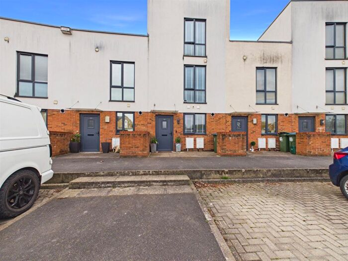 3 Bedroom Terraced House For Sale In Mitchell Close, Aylesbury, Buckinghamshire, HP21