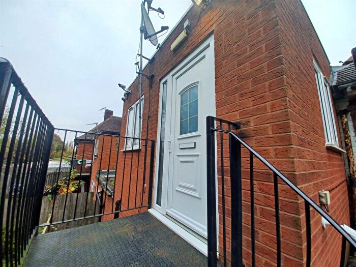 3 Bedroom Flat To Rent In Shirley Road, Acocks Green, Birmingham, B27