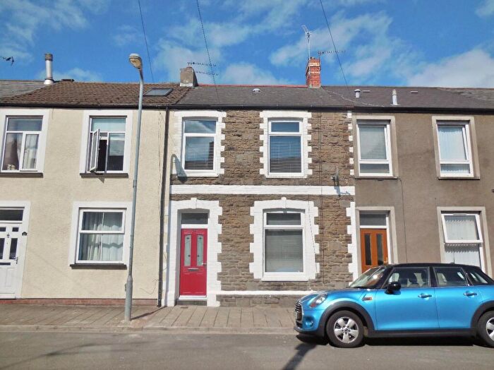 3 Bedroom Terraced House To Rent In Adeline Street, Splott, Cardiff, CF24