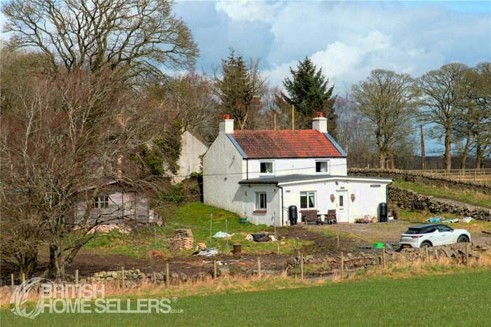 2 Bedroom Detached House For Sale In Craigbank, Avonbridge, Falkirk, Stirlingshire, FK1