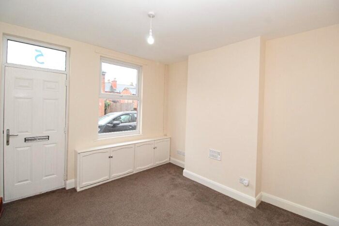2 Bedroom Terraced House To Rent In Fretwell Street, Nottingham, NG7