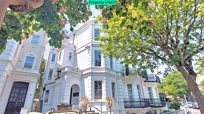 2 Bedroom Flat To Rent In Trinity Crescent, Folkestone, CT20