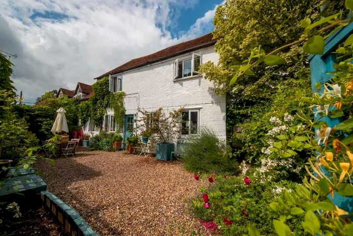 3 Bedroom House To Rent In Yew Tree Stables Compton, RG20