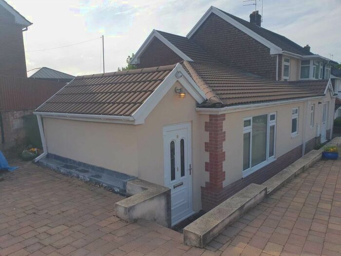 1 Bedroom Bungalow To Rent In Torrens Drive, Cyncoed, CF23