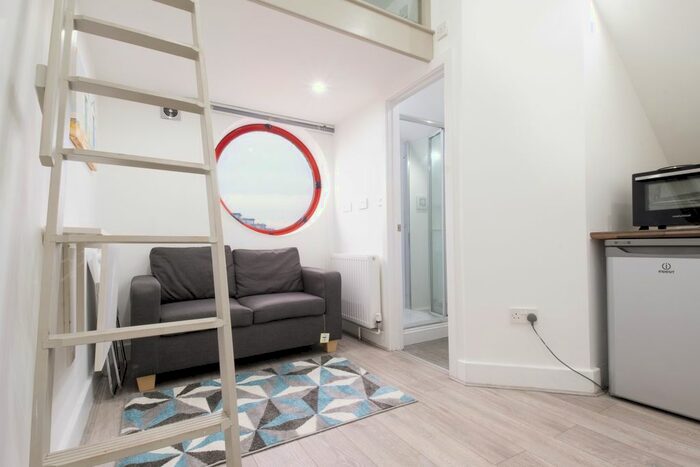 Studio To Rent In South Street, Reading, RG1