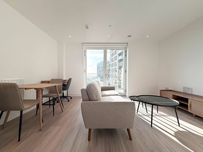 Studio To Rent In Acton, W3