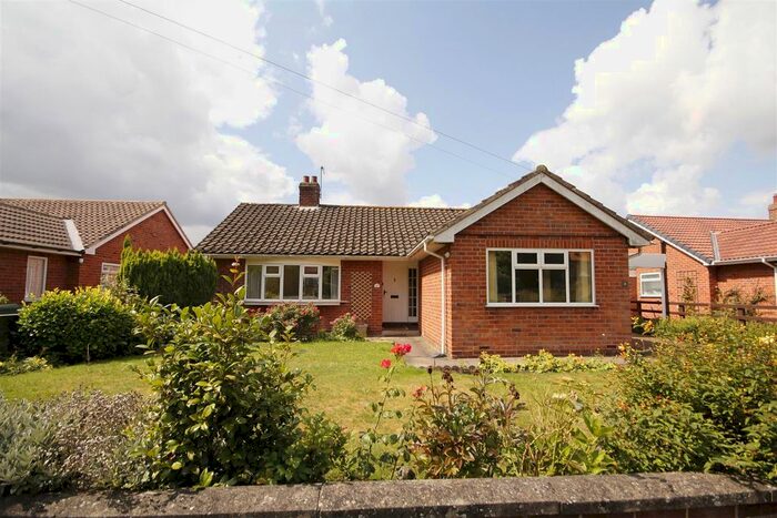 3 Bedroom Detached Bungalow For Sale In Greenside, Dunnington, York, YO19