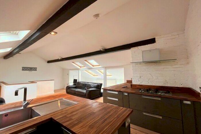 3 Bedroom Flat To Rent In Ashburton Road, Southsea, PO5