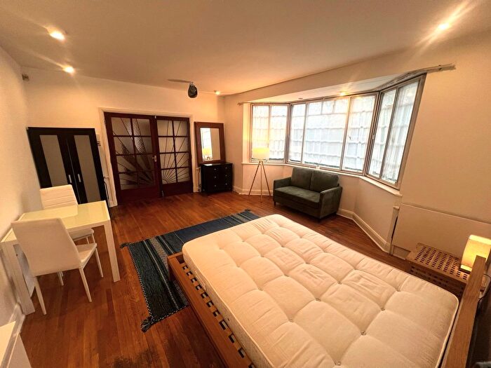 Studio To Rent In Clarence Avenue, SW4