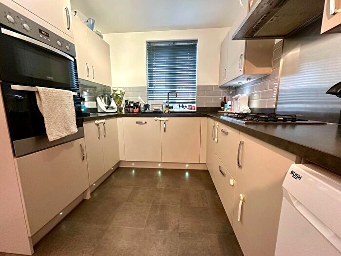 4 Bedroom House To Rent In Great Denham, MK40