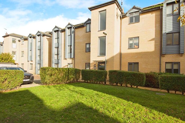 2 Bedroom Apartment To Rent In Sycamore Place, Chigwell, IG7
