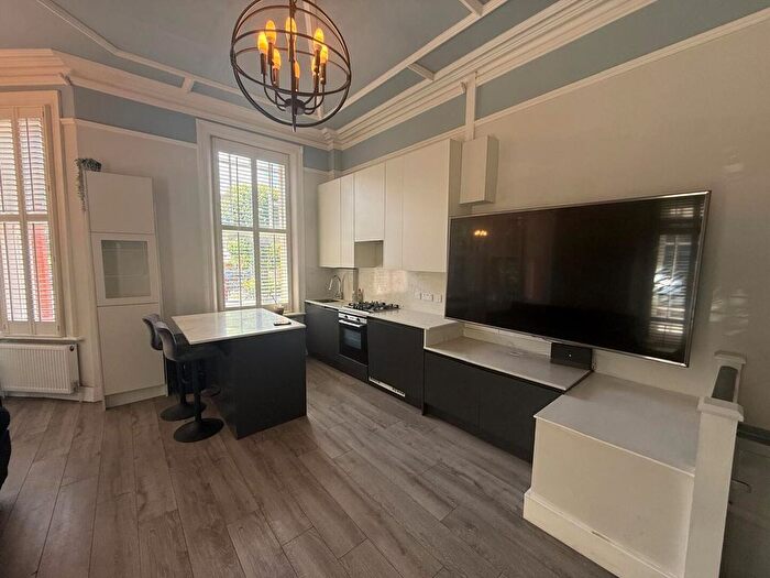 1 Bedroom Flat To Rent In Hornsey Lane Gardens, Hornsey, London, N6