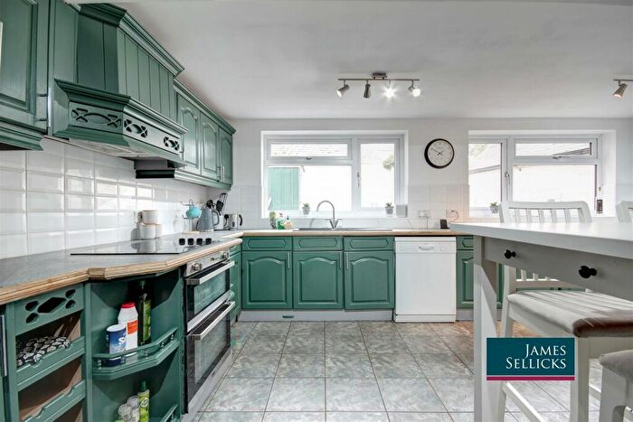 3 Bedroom Terraced House For Sale In High Street, Husbands Bosworth, Lutterworth, LE17