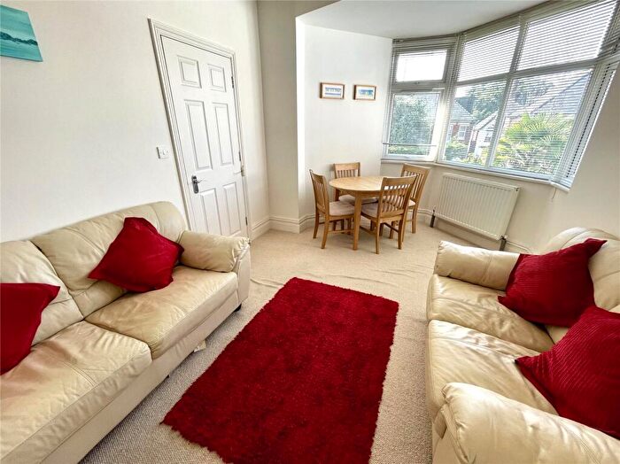 2 Bedroom Apartment For Sale In Pembroke Road, Alum Chine, Bournemouth, Dorset, BH4
