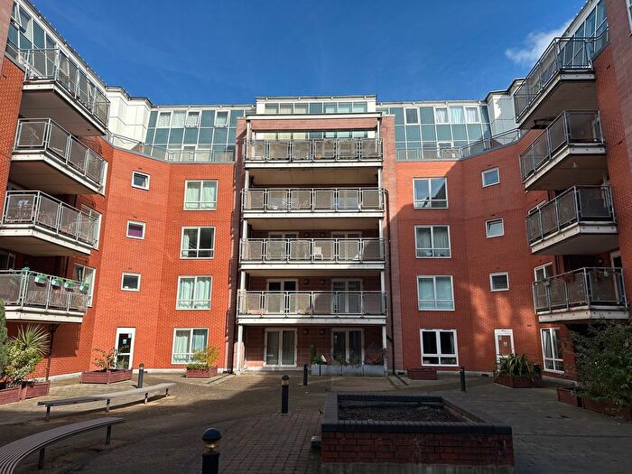 2 Bedroom Flat To Rent In Heritage Court, Warstone Lane, Jewellery Quarter, Birmingham, B18