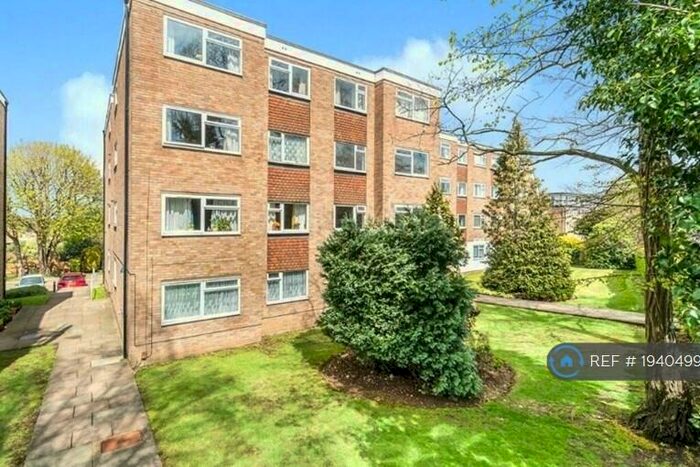2 Bedroom Flat To Rent In Dunbar Court, Sutton, SM1