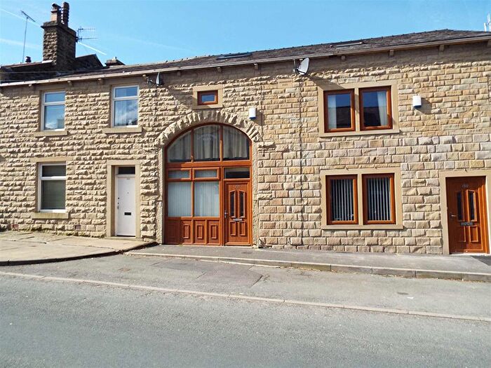 3 Bedroom Town House To Rent In Market Street, Edenfield, Ramsbottom, BL0