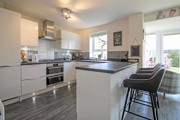4 Bedroom Detached House For Sale In Wagtail Way, Thrapston, NN14