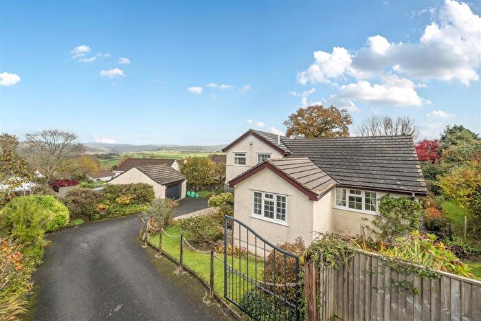 4 Bedroom Detached House For Sale In Tavistock Road, Yelverton, West Devon, PL20